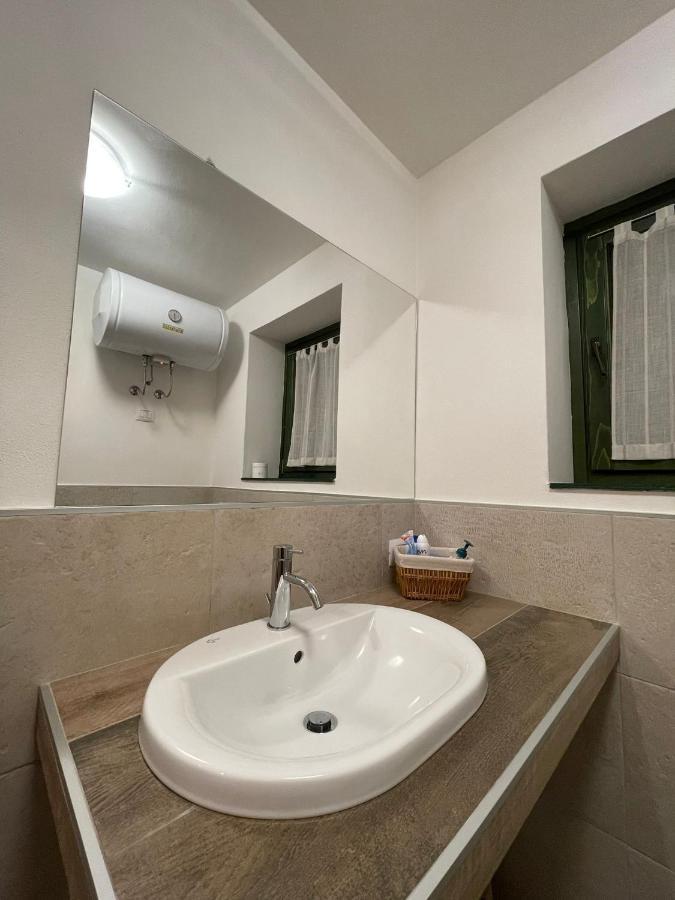 Rele B Apartman Temù Kültér fotó