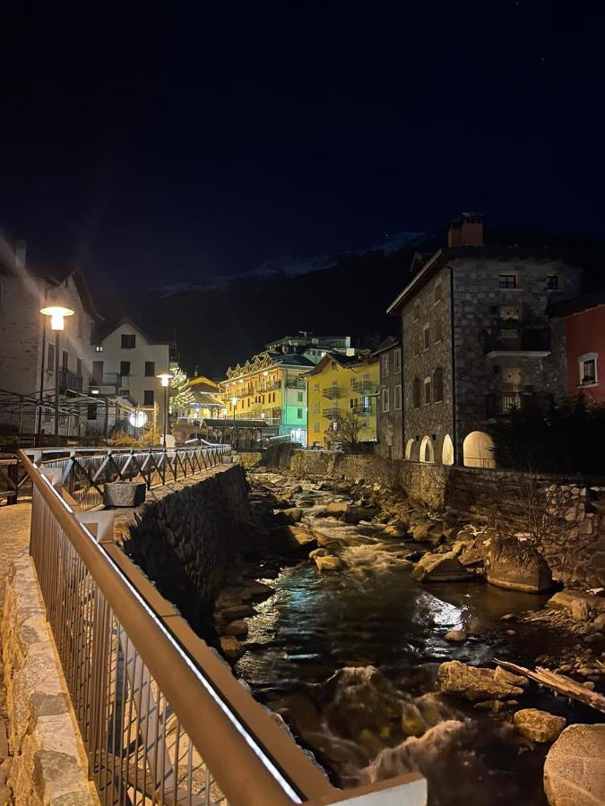 Rele B Apartman Temù Kültér fotó