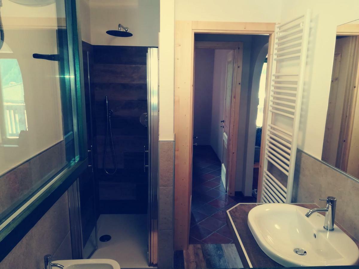 Rele B Apartman Temù Kültér fotó